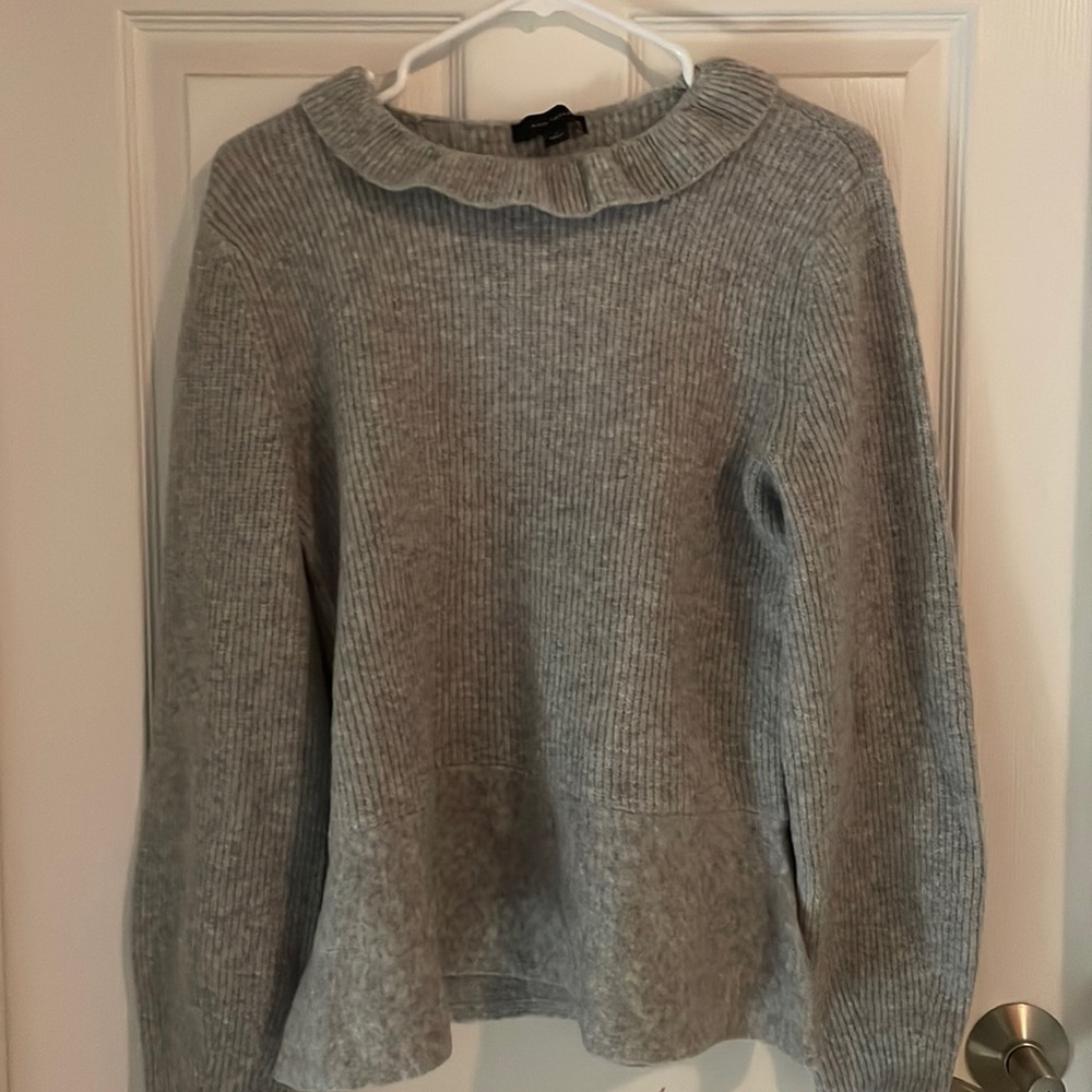 🤍 Grey Sweater 🤍